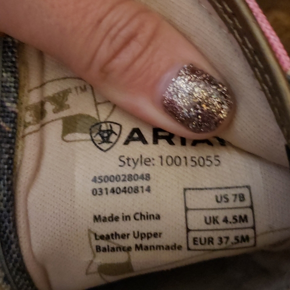 Ariat camo boots - Picture 8 of 8